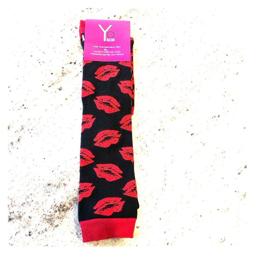YO Lip Women’s knee socks Brand New